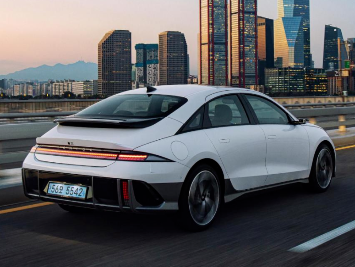 7c2452bd2a064e38802f96d1200913c3~noop.image?_iz=58558&from=article.pc_detail&lk3s=953192f4&x-expires=1717775918&x-signature=fn12VV73Ig2%2FzdTfPf1QcyTU7Tk%3D